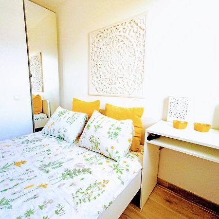 Private Room In Renovated Apartment - Tram 1 Min Walk Ница Екстериор снимка