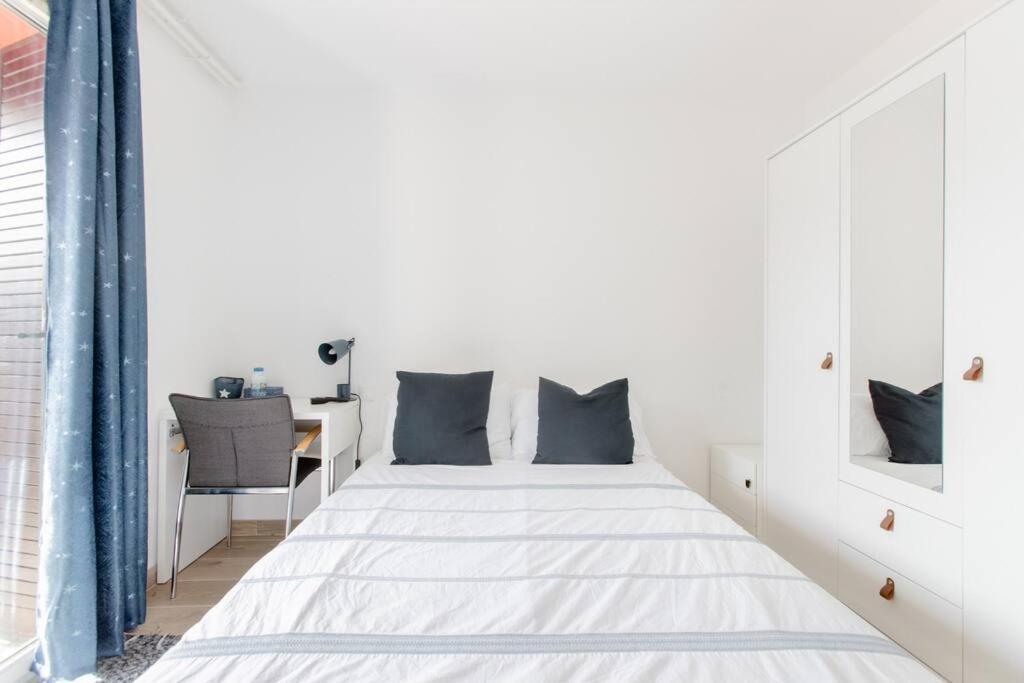 Private Room In Renovated Apartment - Tram 1 Min Walk Ница Екстериор снимка